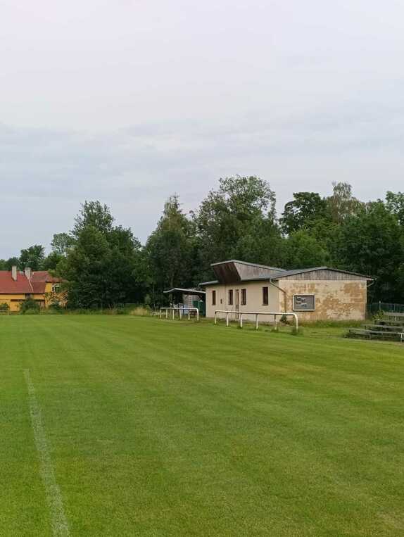 Renovace hřiště - Květnová 1